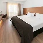 Vincci Zentro Hotel