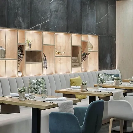 Vincci Zentro Hotel 4*