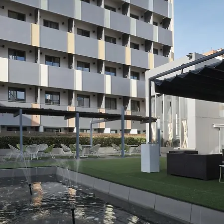 Hotel Vincci Zentro 4*