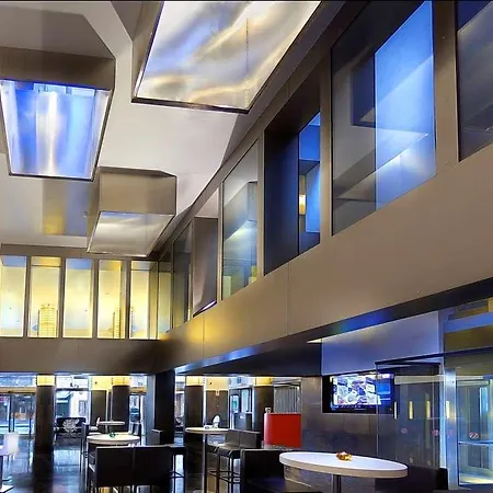 Vincci Zentro Hotel 4*