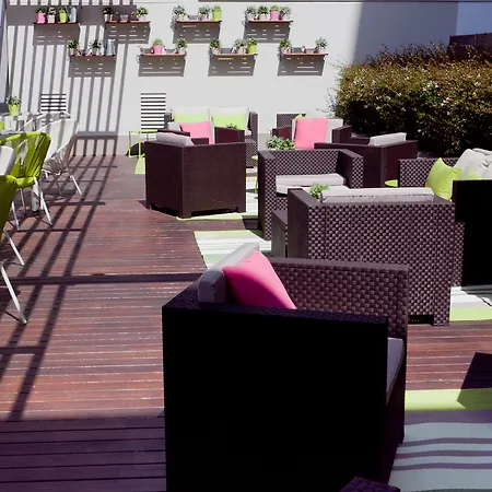 Vincci Zentro Hotel 4*