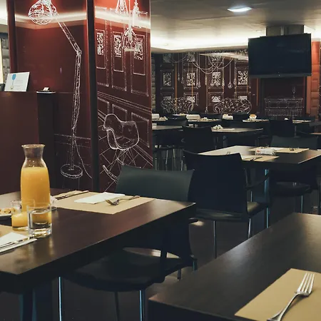 فندق Vincci Zentro 4*
