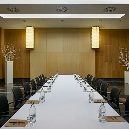 Hotell Vincci Zentro Zaragoza