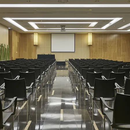 Vincci Zentro Hotel