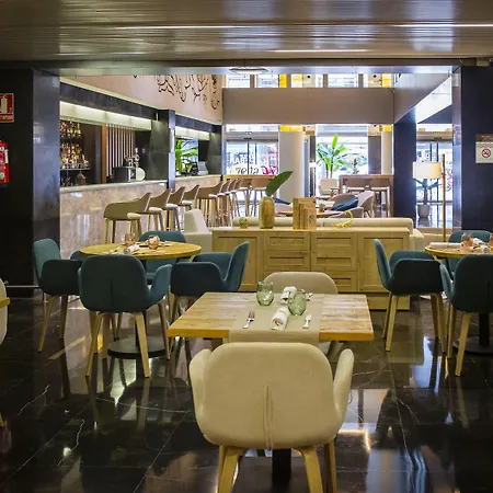 Hotel Vincci Zentro 4*