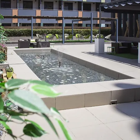 Vincci Zentro Hotel 4*