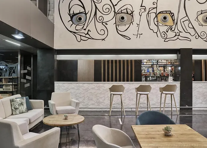 Vincci Zentro Hotel 4*