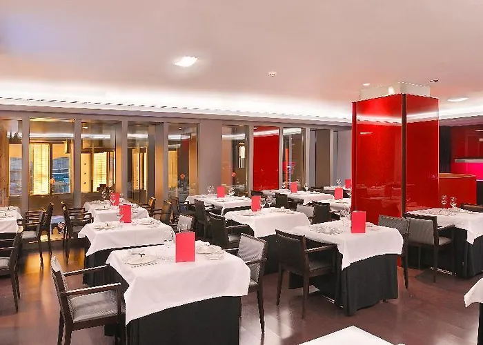 Hotel Vincci Zentro 4*