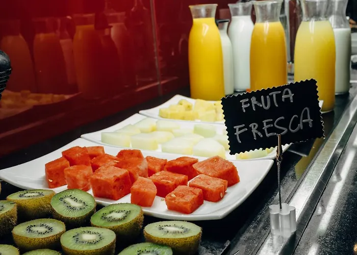 Hotel Vincci Zentro 4*