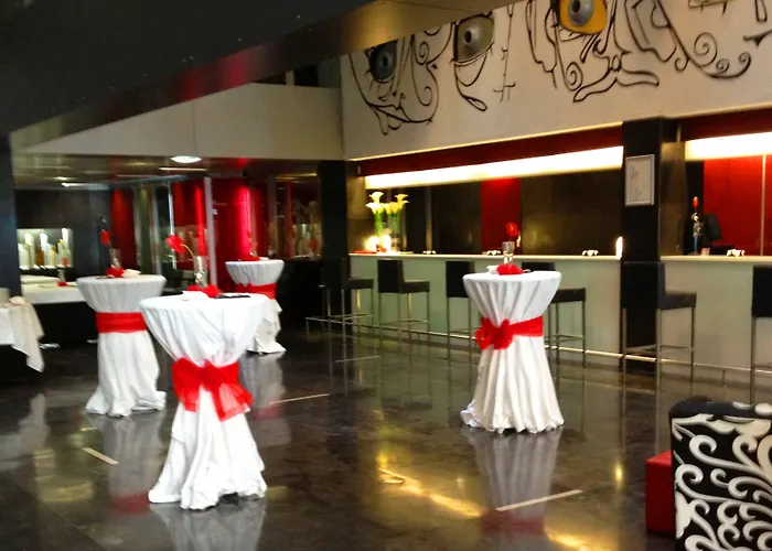 Vincci Zentro Hotel 4*